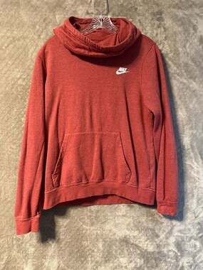 Nike Women's Red Heathered Funnel Neck Hoodie